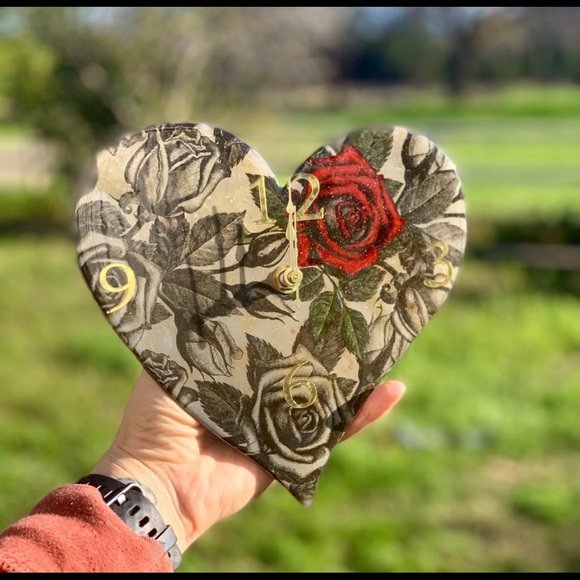 Resin/Metal Clock Examples - Picture 8 of 8